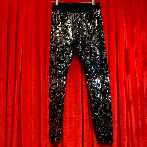 🖤Velvet sequin pants🖤 - Picture 2 of 8